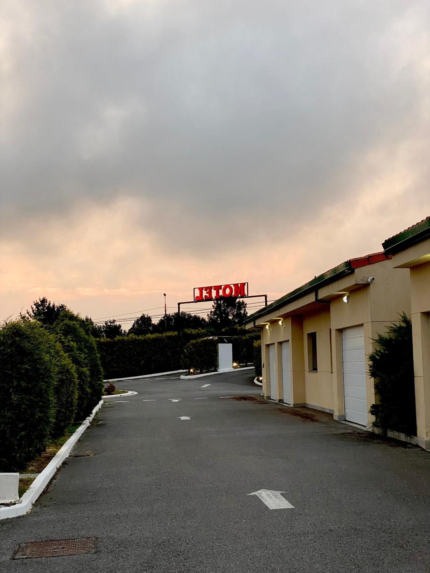 לוגו Motel Montecarlo מראה חיצוני תמונה